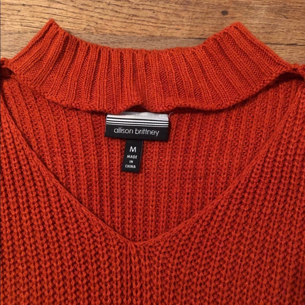 Sweater - Picture 3 of 5